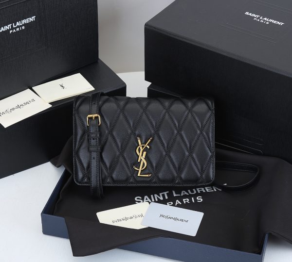BECKY CHAIN WALLET IN QUILTED LAMBSKIN 1944