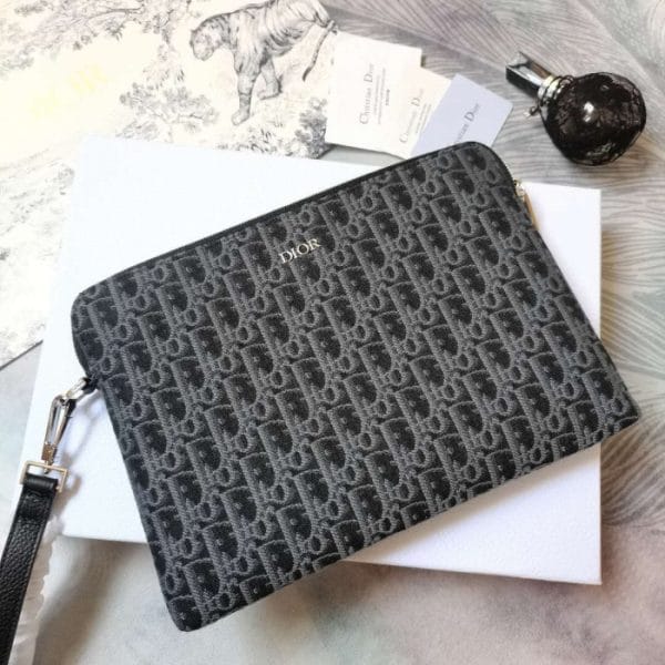 Oblique Jacquard Pouch