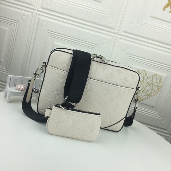 TRIO MESSENGER Embossed M69443 WHITE/BLACK