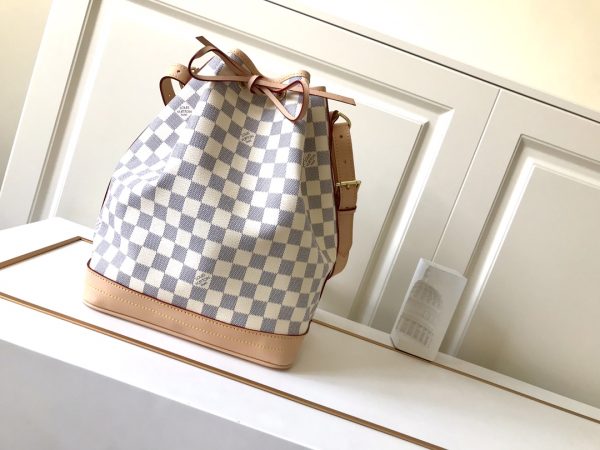 NOÉ Damier Azur Canvas