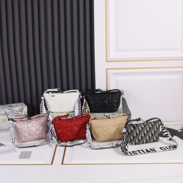 Small DrTravel Nomad Pouch