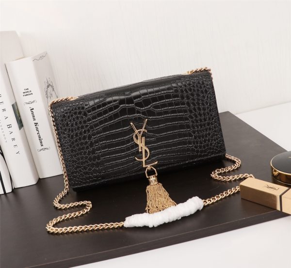 Kate Medium Bag with Gold Tassel- 4Colors