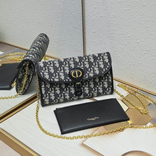 BOBBY EAST-WEST POUCH WITH CHAIN Blue