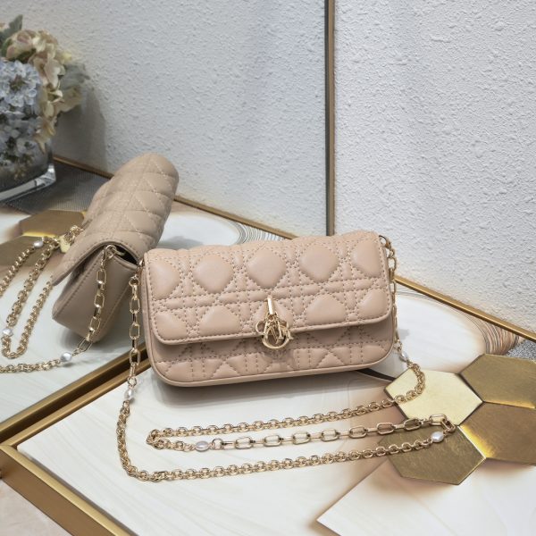 LADY D CHAIN POUCH beige