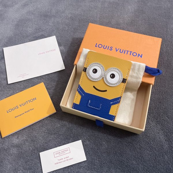 Yellow Card Holder F11
