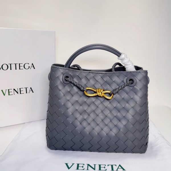 BV Small Andiamo grey