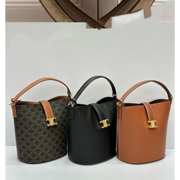 Medium Louise Bag In Smooth Calfskin