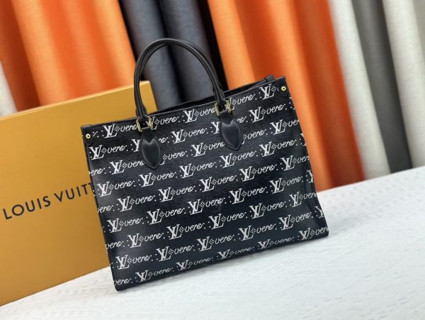 Onthego MM Tote Bag- Black