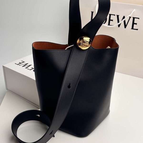 Medium Pebble bucket black