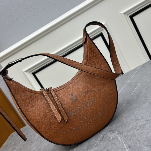 Leather hobo bag- Brown