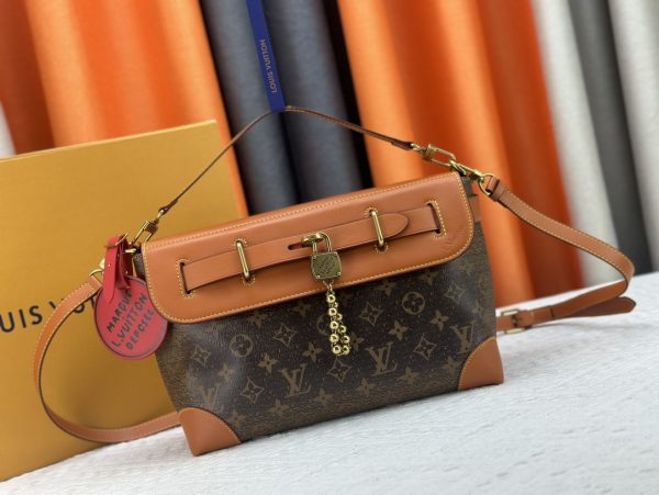Steamer Crossbody M11533 brown
