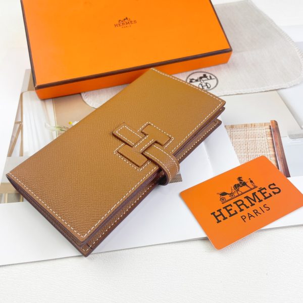 New H Passant Toutenmainte Wallet brown