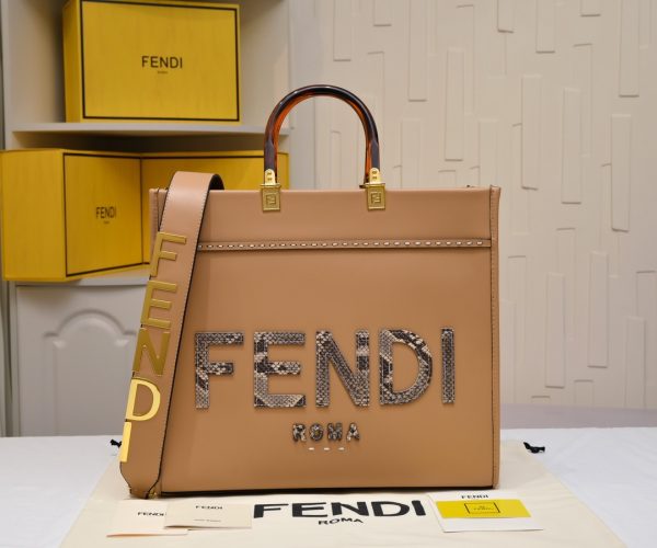 Fendi Sunshine Medium Light Brown leather elaphe shopper bag