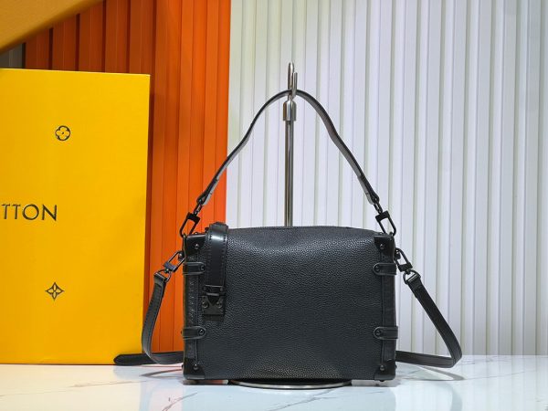 Side Trunk MM- Black