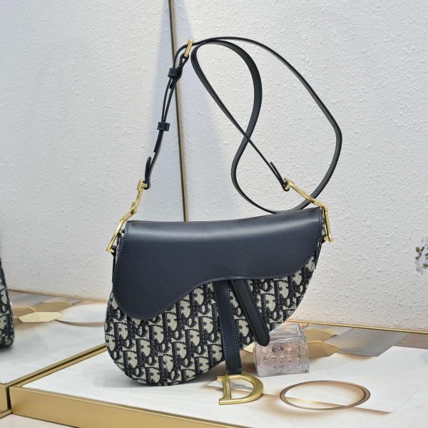 Medium Soft Saddle Bag with Strap Blue Dior Oblique Jacquard and Smooth Calfskin