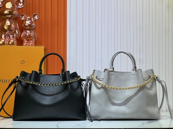 Bella Tote Mahina Bloom signature