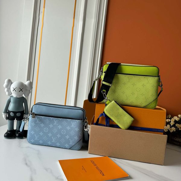 Monogram canvas Trio Messenger