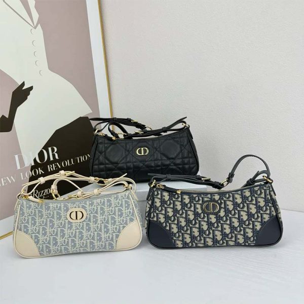 30 Montaigne Wanderlust Mini Bag