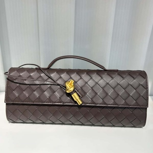 Andiamo Clutch coffee