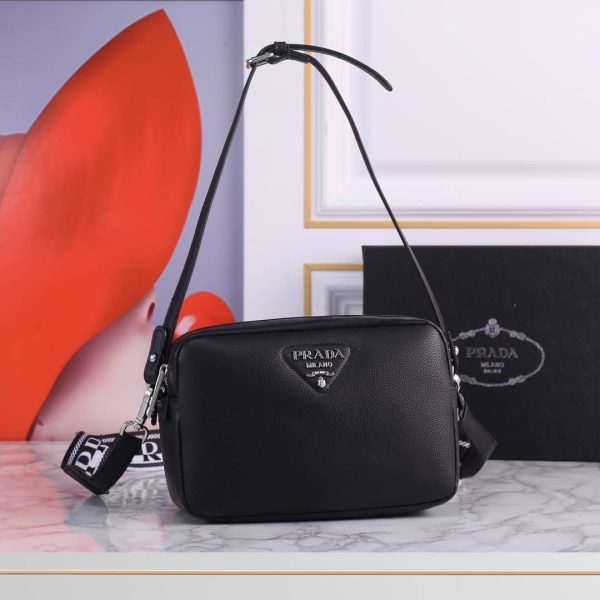 Small leather shoulder bag 1BH082 black