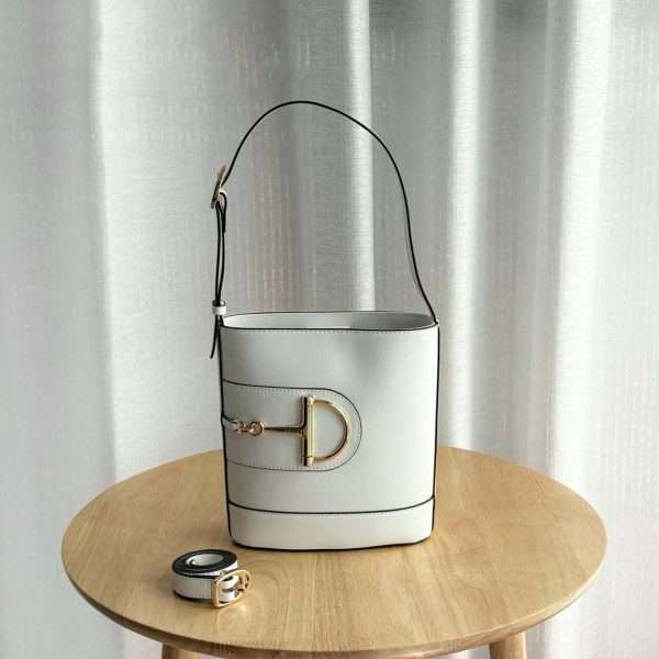 Gucci 73 small bucket bag- White