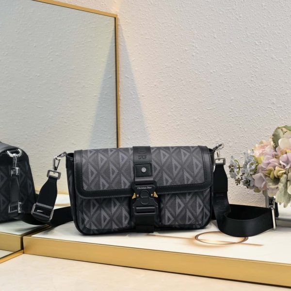 Hit the Road Bag with Strap black