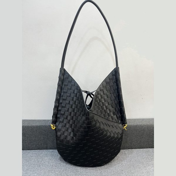 Meidum Solstice Shoulder Bag Black