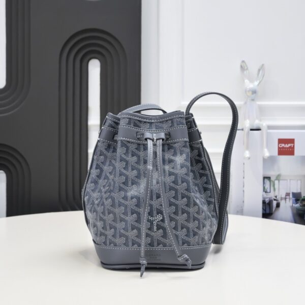 Petit Flot Bucket Bag gray