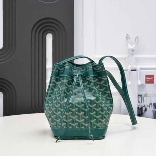 Petit Flot Bucket Bag green