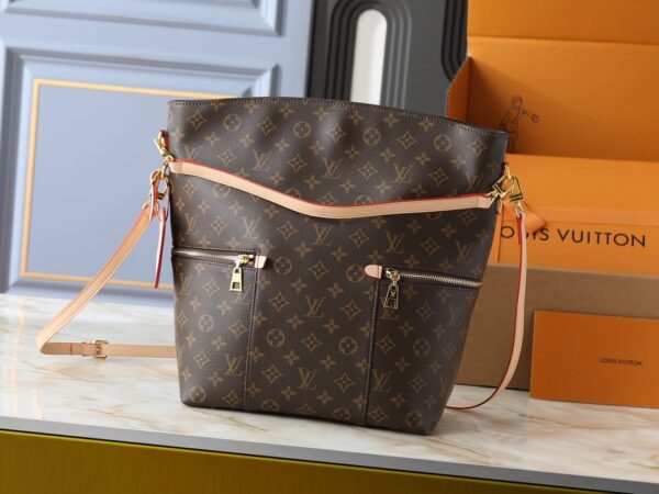 Monogram Melie brown
