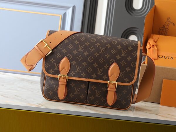 Satchel Messenger G69