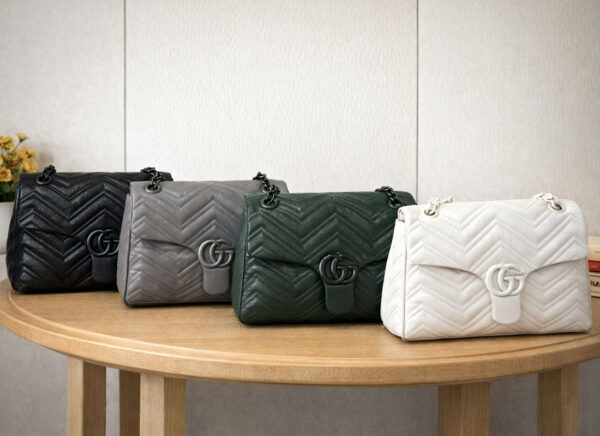 GG Marmont medium shoulder bag