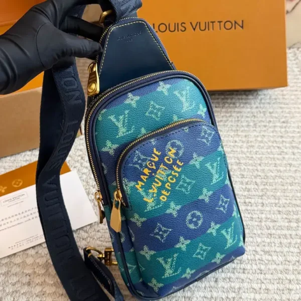 Avenue Slingbag PM M26419