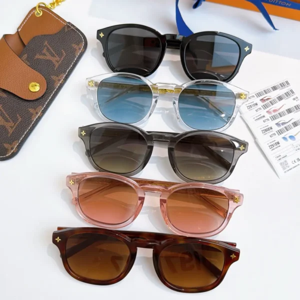 AAA-Aura Pantos Sunglasses with box