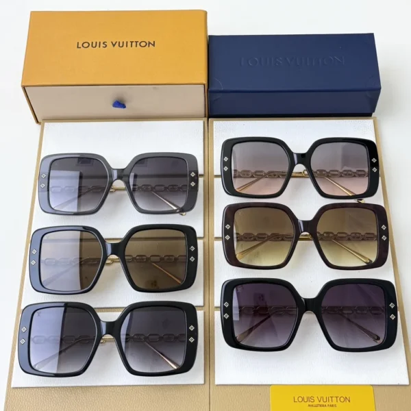 AAA-Jewel Square Sunglasses with box