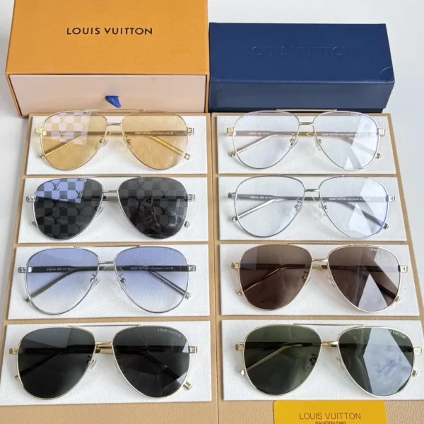 AAA-Pilot Light Sunglasses with box
