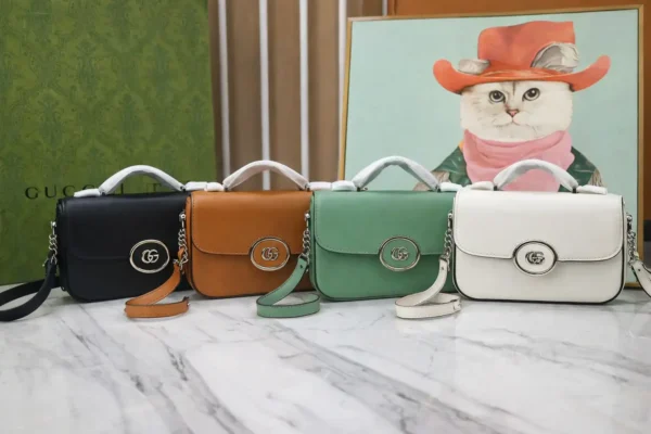 Petite GG mini shoulder bag