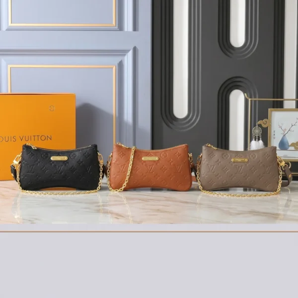 Monogram Empreinte Pochette Liv