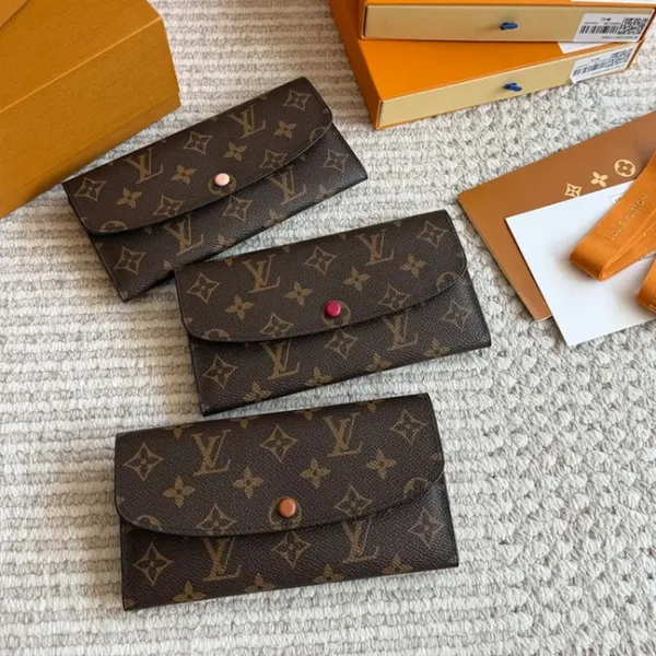 Emilie Wallet M61289
