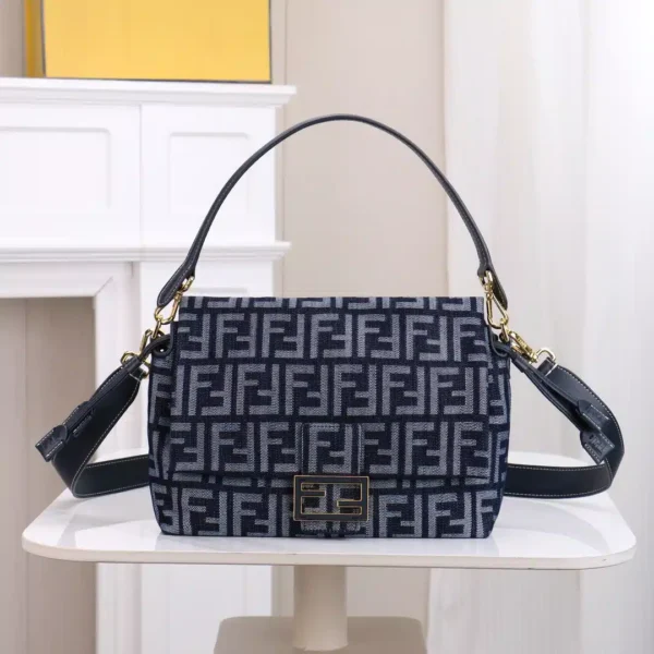 Blue Denim Mamma Baguette Medium