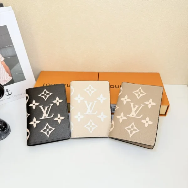 Empreinte Monogram Gaint Passport Cover