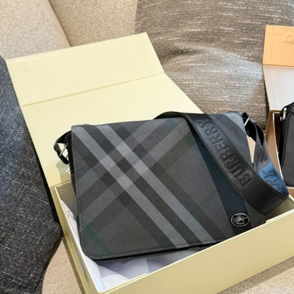 Grid Messenger Bag